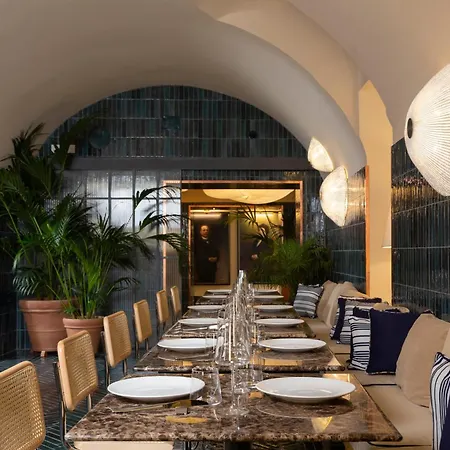 Palazzo Presta Hotell 4*